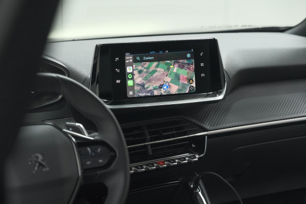 Peugeot 2008 PureTech 130 EAT8 Active Pack | Parkeersensoren | Apple CarPlay | Climate Control | Stoelverwarming
