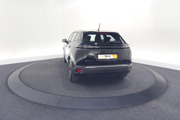 Peugeot e-2008 EV Active 50 kWh | Parkeersensoren | Apple Carplay | Climate Control