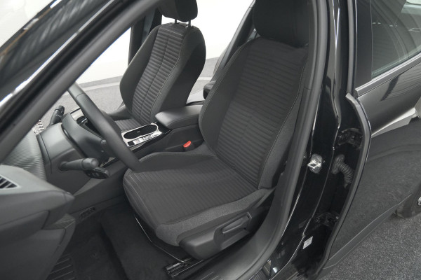 Peugeot e-2008 EV Active 50 kWh | Parkeersensoren | Apple Carplay | Climate Control