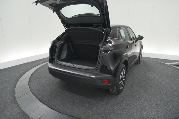 Peugeot e-2008 EV Active 50 kWh | Parkeersensoren | Apple Carplay | Climate Control