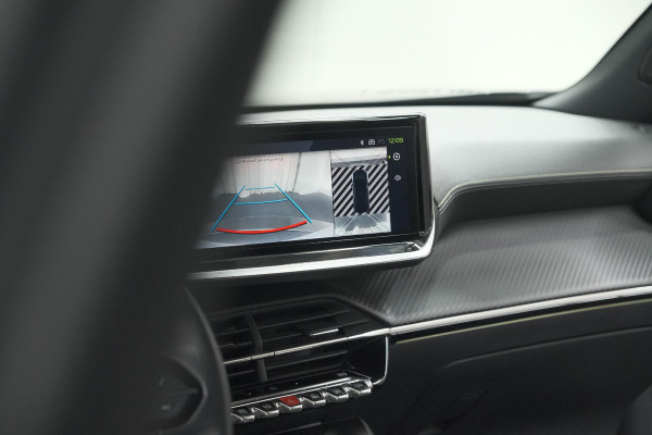 Peugeot 2008 PureTech 130 EAT8 GT | 360 Camera | Dodehoekdetectie | Apple Carplay
