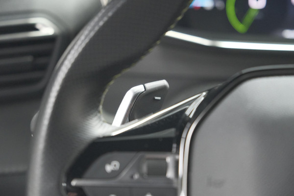 Peugeot 2008 PureTech 130 EAT8 GT | 360 Camera | Dodehoekdetectie | Apple Carplay