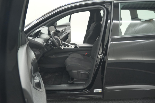 Peugeot 5008 PureTech 130 EAT8 Active Pack Business | 7 Zitplaatsen | Camera | Navigatie | Apple Carplay | Parkeersensoren