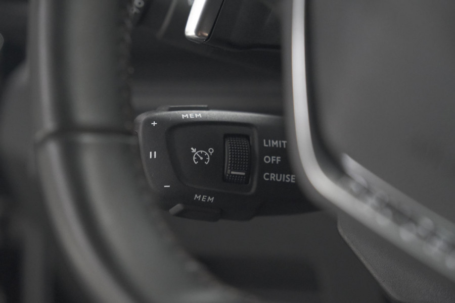 Peugeot 5008 PureTech 130 EAT8 Active Pack Business | 7 Zitplaatsen | Camera | Navigatie | Apple Carplay | Parkeersensoren