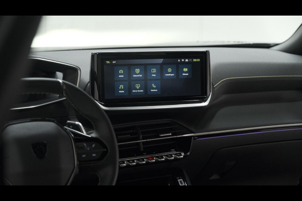 Peugeot 2008 PureTech 130 EAT8 GT | Trekhaak | 360 Camera | Adaptieve Cruise Control | Apple Carplay