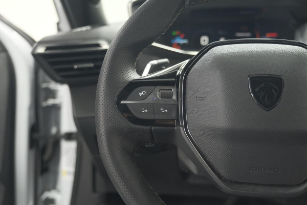 Peugeot 2008 PureTech 130 EAT8 GT | Camera | Apple Carplay | Parkeersensoren