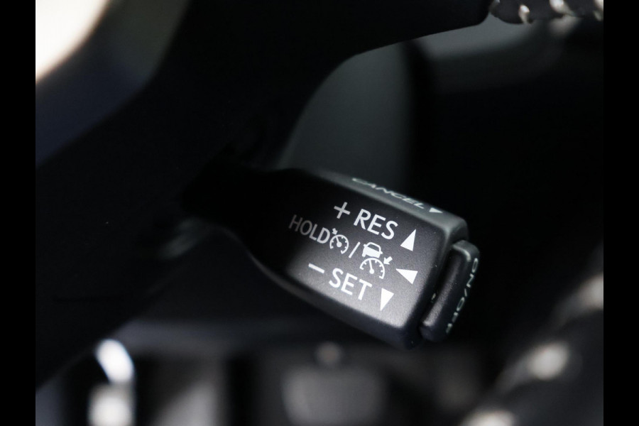 Lexus CT 200h Ultimate Edition | Apple Carplay & AndroidAUTO | Adapt.Cruise Control | Navigatiesysteem |