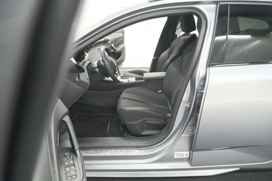 Peugeot 308 SW 1.2 Hybrid 136 e-DCS6 GT | Camera | Adaptieve Cruise Control | Apple Carplay