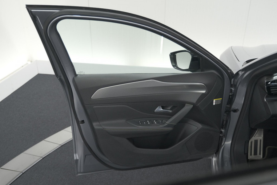 Peugeot 308 SW 1.2 Hybrid 136 e-DCS6 GT | Camera | Adaptieve Cruise Control | Apple Carplay