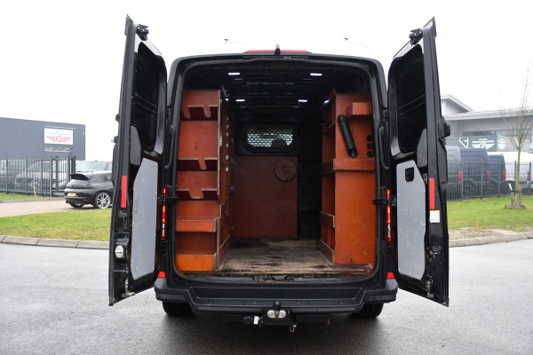 MAN TGE 30 2.0 L3H2 Black Edition Camera, Cruise, Carplay, LED, Automaat, 177pk, Trekhaak, Geveerde stoel, Sensoren, Uniek!