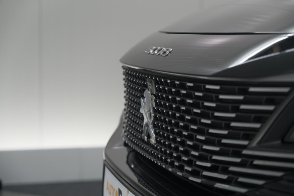 Peugeot 3008 1.2 Hybrid 136 GT | 360 Camera | Adaptieve Cruise Control | Elektrische Kofferklep | Stoelverwarming | Trekhaak