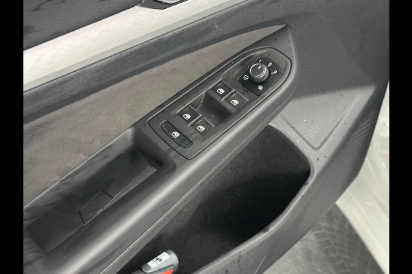 Volkswagen Golf 1.0 TSI Life Business MEMORY |VIRTUAL | NAVI