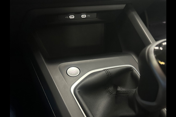 Volkswagen Golf 1.0 TSI Life Business MEMORY |VIRTUAL | NAVI