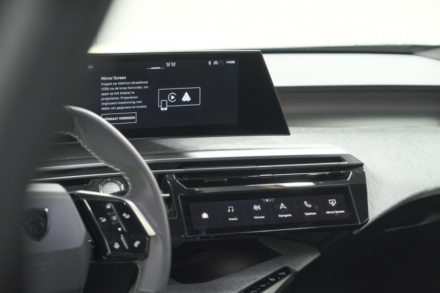 Peugeot 3008 1.2 Hybrid 136 GT | Panoramdak | 360 Camera | Stoelverwarming | Elektrische Kofferklep | Allseason Banden