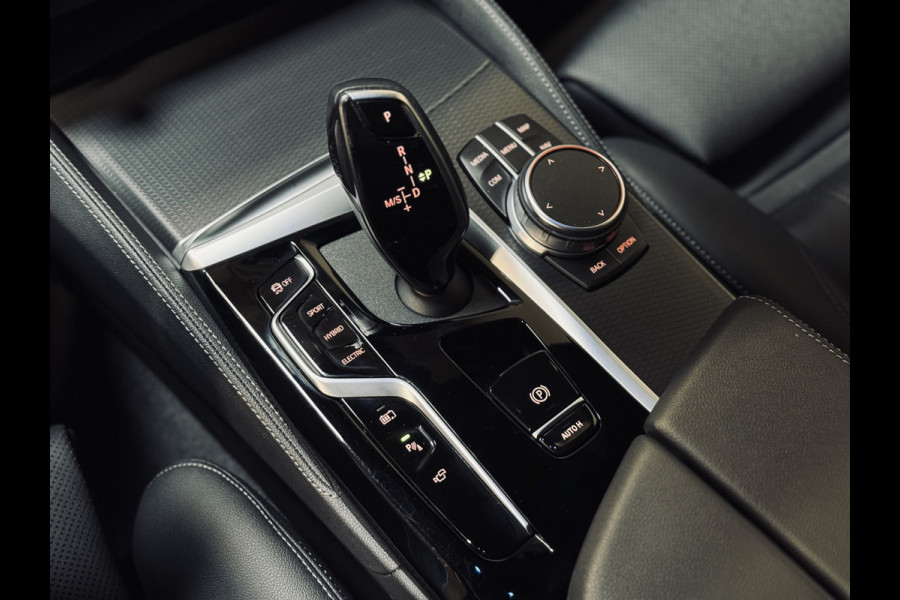 BMW 5 Serie Touring 530e M-Sport | Panorama | harman/kardon | Driv.Ass.Prof.