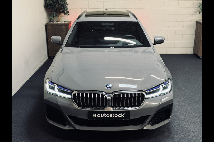 BMW 5 Serie Touring 530e M-Sport | Panorama | harman/kardon | Driv.Ass.Prof.