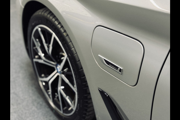 BMW 5 Serie Touring 530e M-Sport | Panorama | harman/kardon | Driv.Ass.Prof.