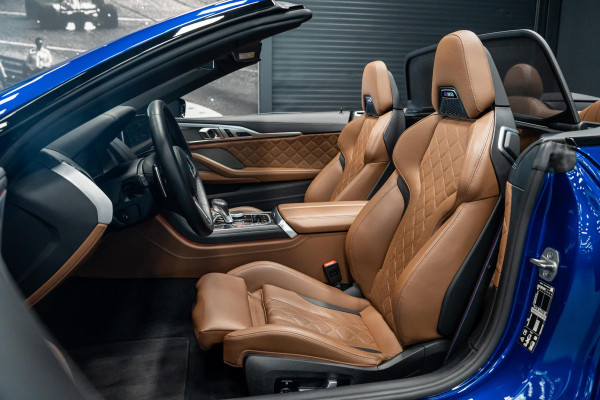 BMW 8 Serie M8 Competition *M-Driver's Package / Harman Kardon / Soft-Close / HUD / Surround-View / M Sportuitlaat*