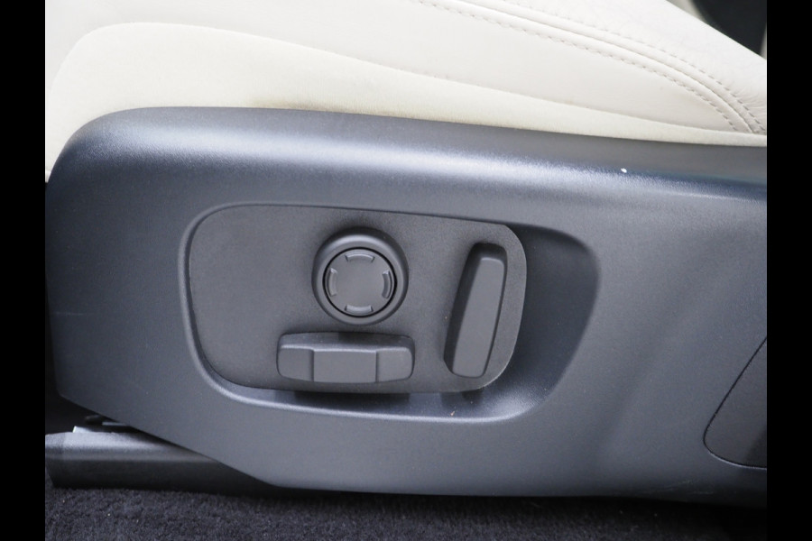 Land Rover Range Rover Sport 2.0 P400e HSE Dynamic SVO Satin | Panoramadak | Meridian | Luchtvering | Camera | Keyless | Adaptive Cruise | Carplay