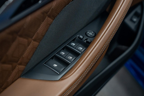 BMW 8 Serie M8 Competition *M-Driver's Package / Harman Kardon / Soft-Close / HUD / Surround-View / M Sportuitlaat*