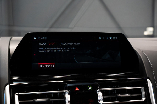 BMW 8 Serie M8 Competition *M-Driver's Package / Harman Kardon / Soft-Close / HUD / Surround-View / M Sportuitlaat*