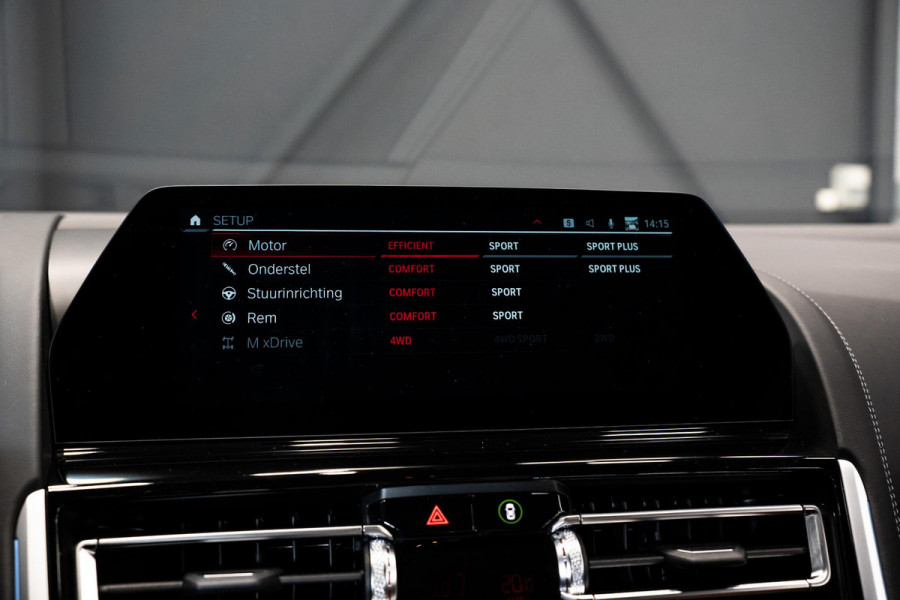 BMW 8 Serie M8 Competition *M-Driver's Package / Harman Kardon / Soft-Close / HUD / Surround-View / M Sportuitlaat*