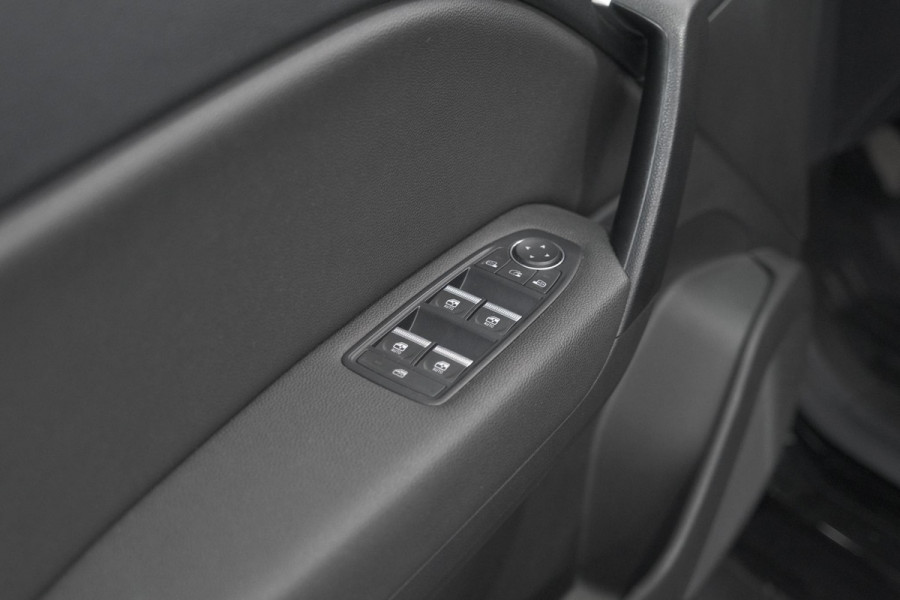 Renault Captur TCe 100 Intens | Camera | Stoelverwarming | Navigatie | Apple Carplay