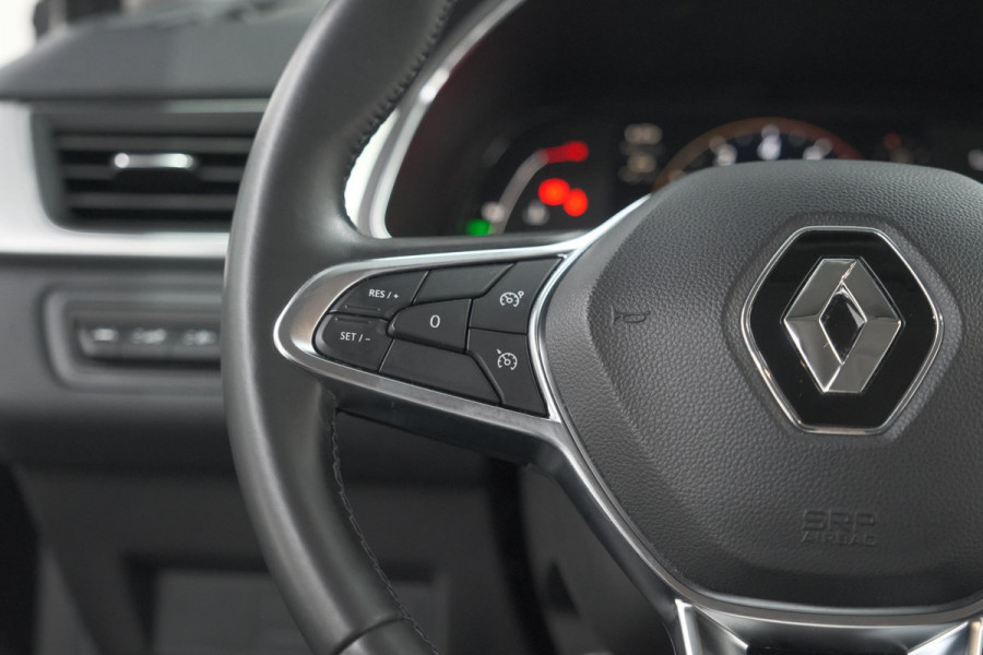 Renault Captur TCe 100 Intens | Camera | Stoelverwarming | Navigatie | Apple Carplay