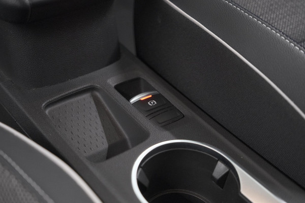 Renault Captur TCe 100 Intens | Camera | Stoelverwarming | Navigatie | Apple Carplay