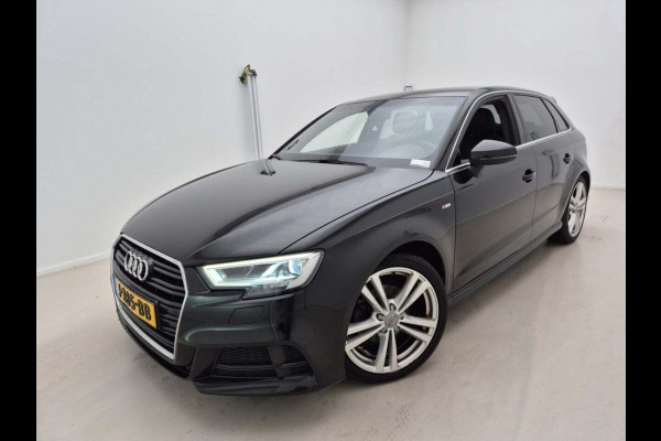 Audi A3 Sportback Aut. 35 TFSI S-Line | Virtual | Stoel Verwarming | Navi |
