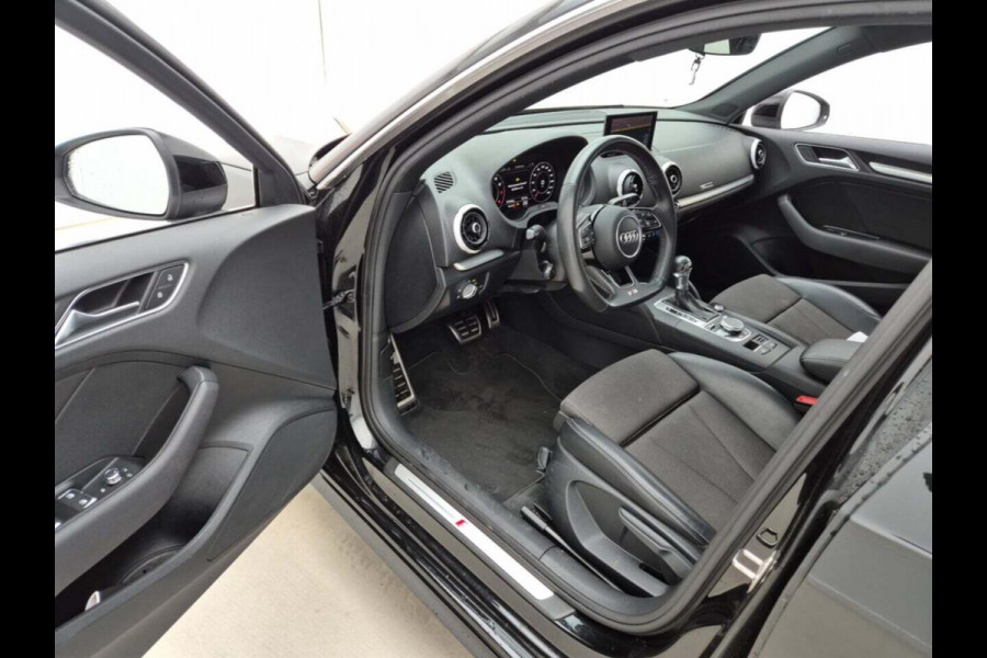 Audi A3 Sportback Aut. 35 TFSI S-Line | Virtual | Stoel Verwarming | Navi |