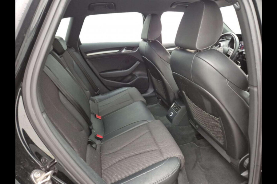 Audi A3 Sportback Aut. 35 TFSI S-Line | Virtual | Stoel Verwarming | Navi |