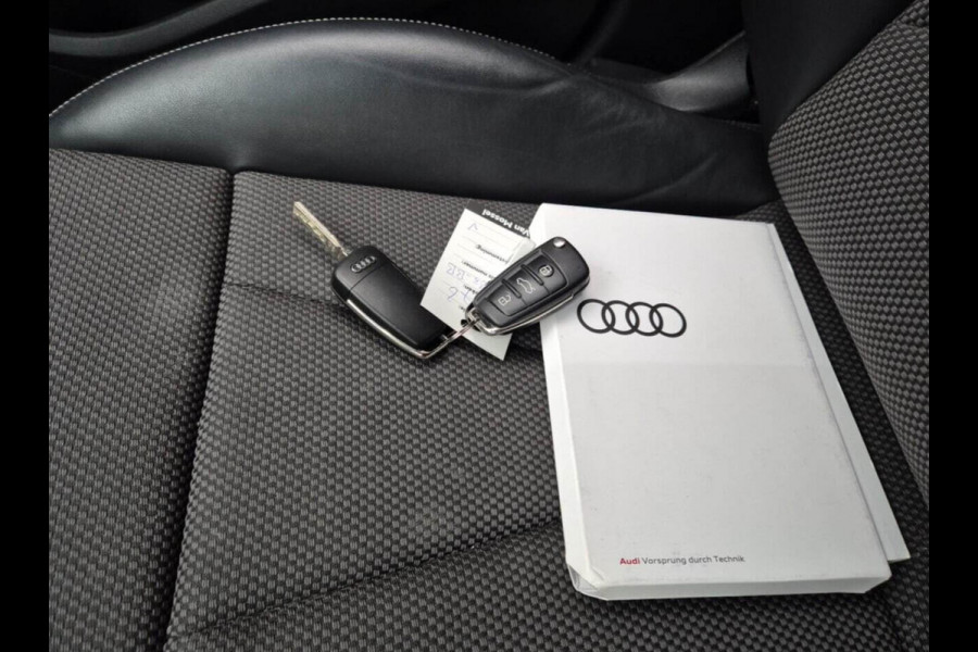 Audi A3 Sportback Aut. 35 TFSI S-Line | Virtual | Stoel Verwarming | Navi |