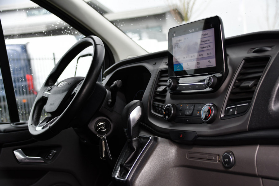 Ford Transit Custom 300 2.0 TDCI L1H1 DC PB Edition Camera, Cruise, Sensoren, Carplay, Automaat, Trekhaak, 130pk, multimedia, Uniek!