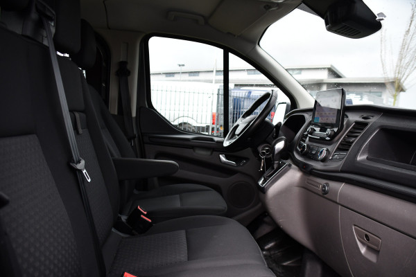Ford Transit Custom 300 2.0 TDCI L1H1 DC PB Edition Camera, Cruise, Sensoren, Carplay, Automaat, Trekhaak, 130pk, multimedia, Uniek!