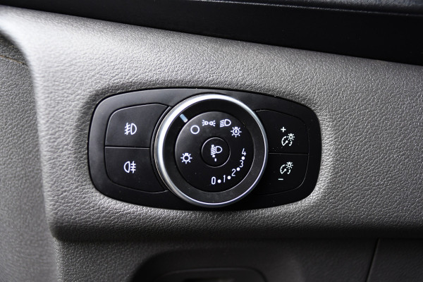 Ford Transit Custom 300 2.0 TDCI L1H1 DC PB Edition Camera, Cruise, Sensoren, Carplay, Automaat, Trekhaak, 130pk, multimedia, Uniek!