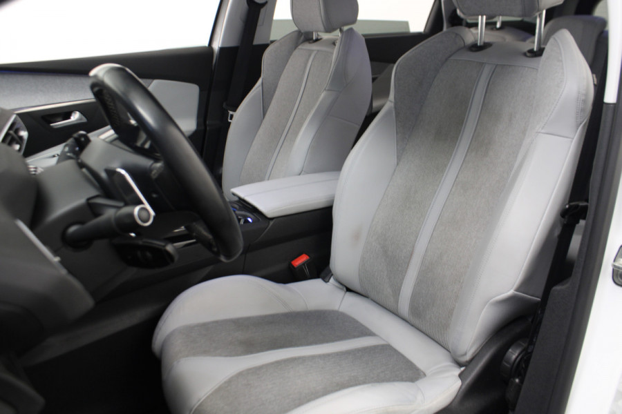 Peugeot 5008 1.2 PureTech Allure |Camera|Navi|