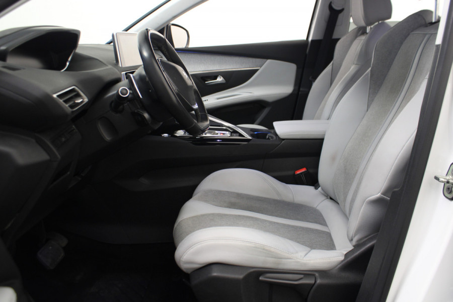 Peugeot 5008 1.2 PureTech Allure |Camera|Navi|