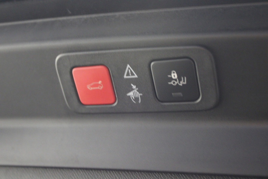 Peugeot 5008 1.2 PureTech Allure |Camera|Navi|