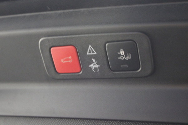 Peugeot 5008 1.2 PureTech Allure |Camera|Navi|