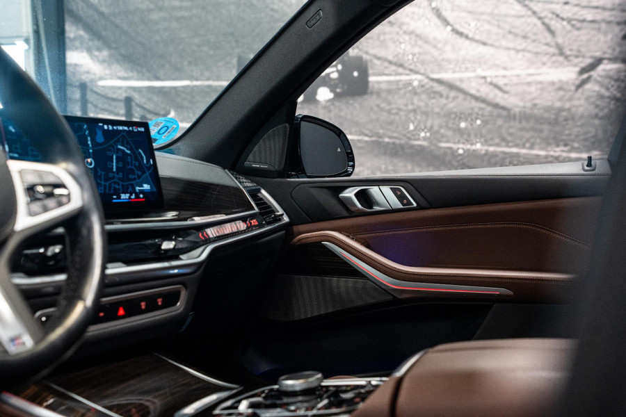 BMW X5 xDrive50e *M-Sport Pro / Harman Kardon / Panorama (Sky Lounge) / Keyless Entry / Surround View*