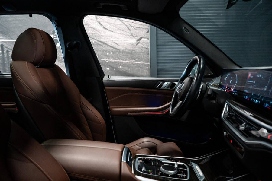 BMW X5 xDrive50e *M-Sport Pro / Harman Kardon / Panorama (Sky Lounge) / Keyless Entry / Surround View*