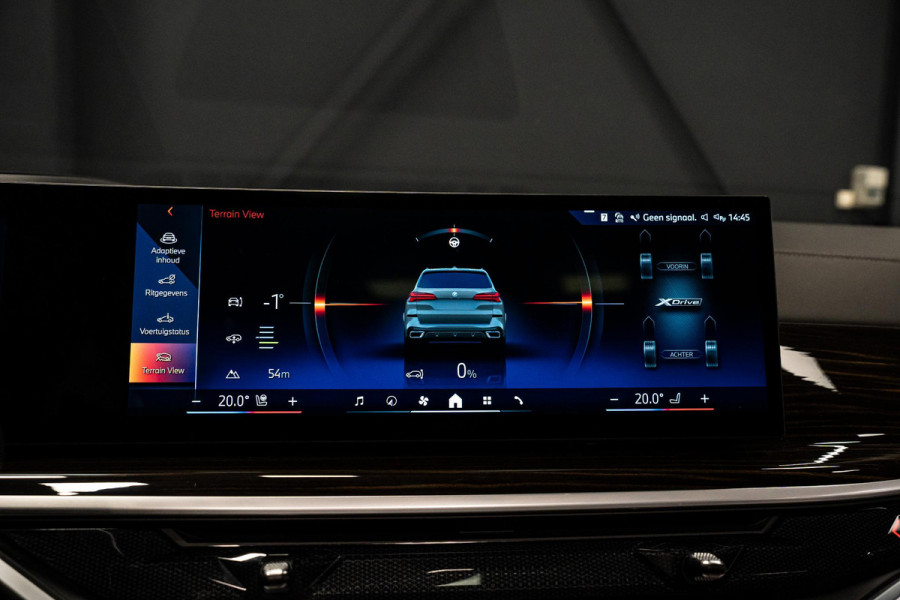 BMW X5 xDrive50e *M-Sport Pro / Harman Kardon / Panorama (Sky Lounge) / Keyless Entry / Surround View*