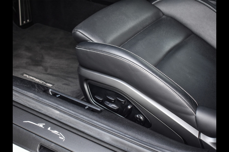 Porsche 911 Cabrio 3.0 Carrera 4 S | NL-AUTO | SPORT DESIGN PACK | 4-WHEEL BESTURING | LIFT SYSTEEM | SPORT CHRONO | 18-WEGS MEMORY SEATS |