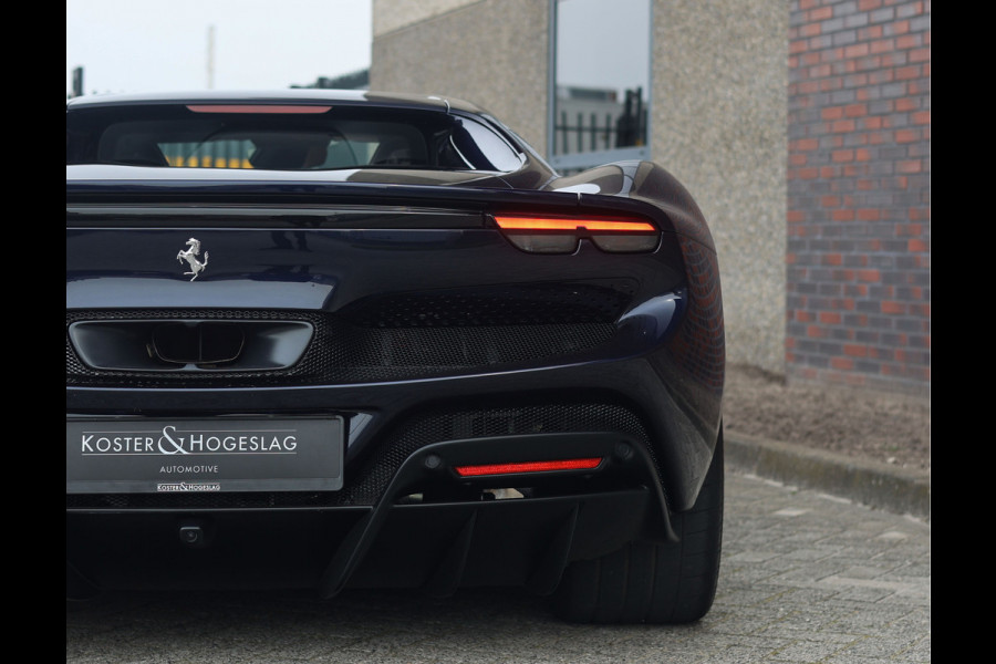 Ferrari 296 GTB 3.0 V6 | Blu America - Cuoio - Racing Seats