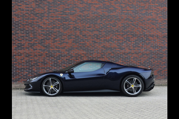 Ferrari 296 GTB 3.0 V6 | Blu America - Cuoio - Racing Seats