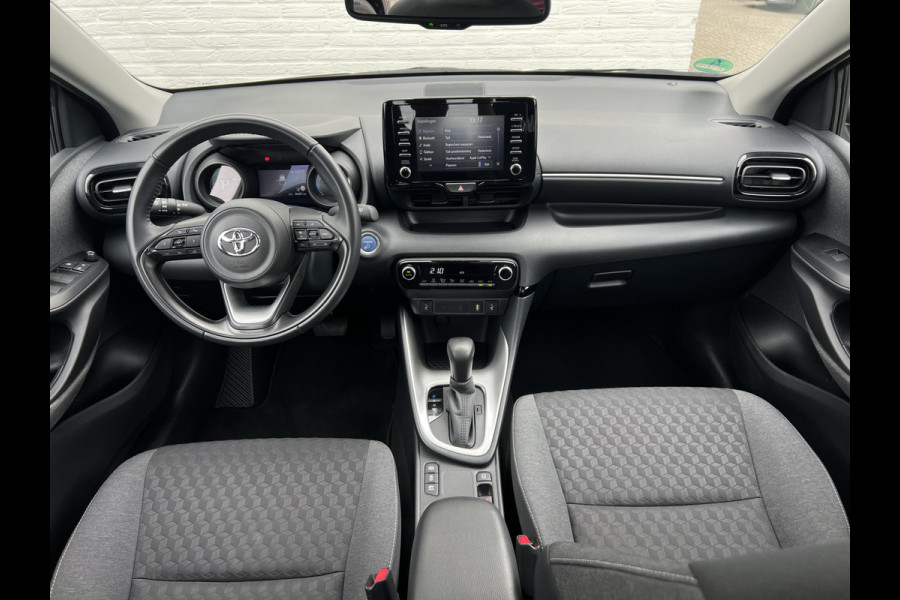 Toyota Yaris 1.5 Hybrid Team D | CarPlay | ACC | Keyless | Camera