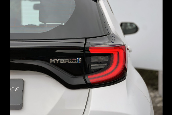 Toyota Yaris 1.5 Hybrid Team D | CarPlay | ACC | Keyless | Camera