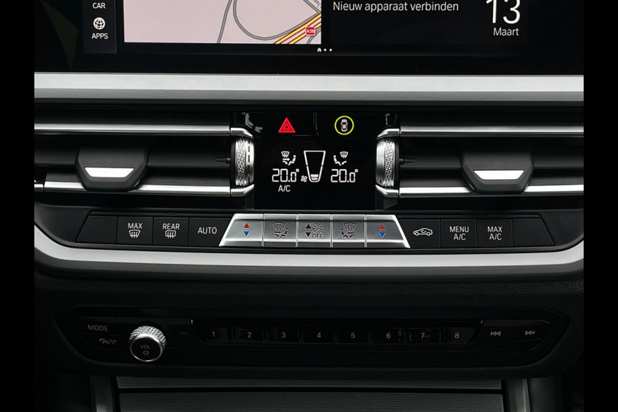 BMW 3 Serie 318i Executive Edition NAVI | CarPlay | LED