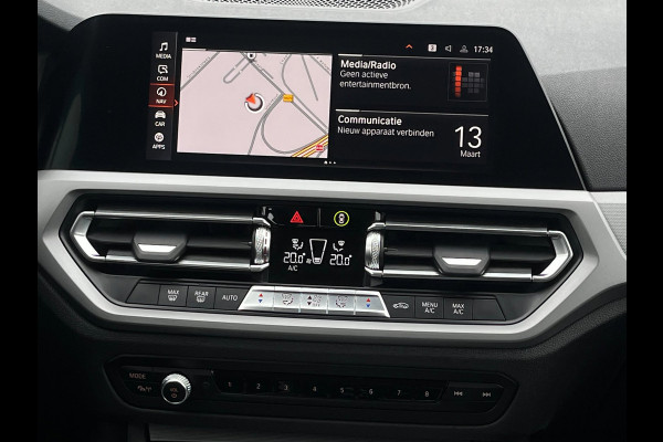 BMW 3 Serie 318i Executive Edition NAVI | CarPlay | LED